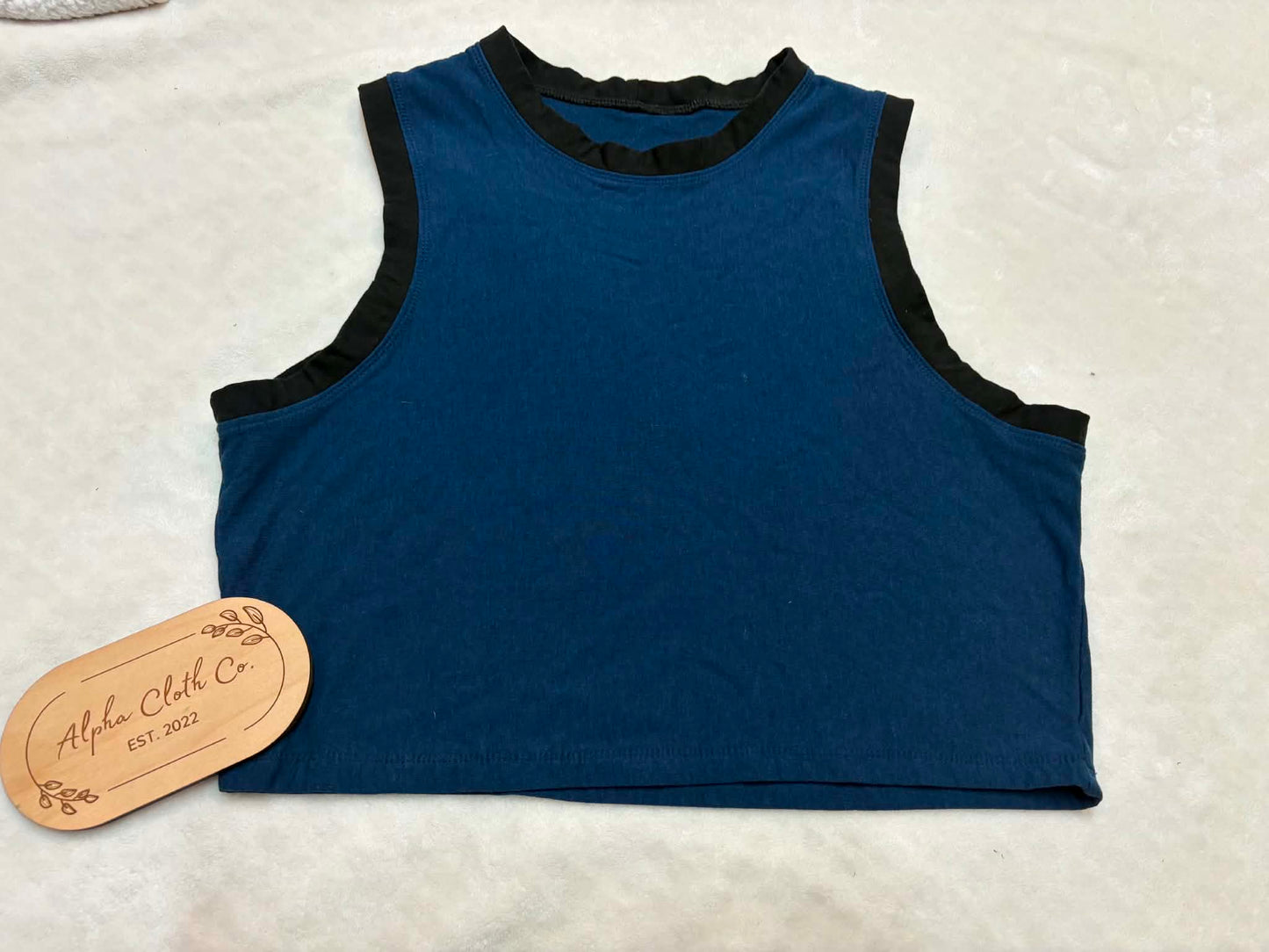 XL Navy Crop Tank