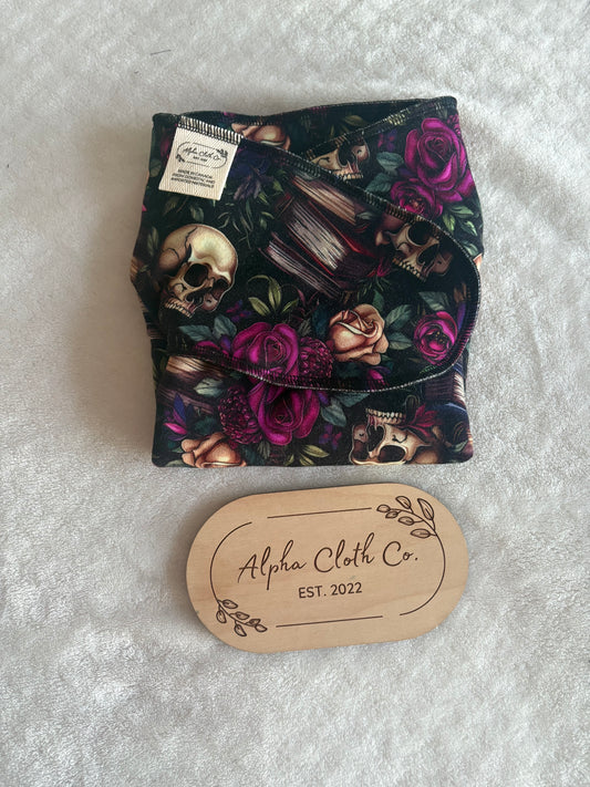 Skulls& Books Preflat (One Size)